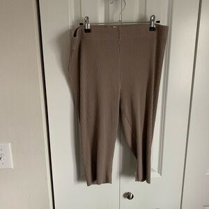 H&M Tan Ribbed Biker Shorts